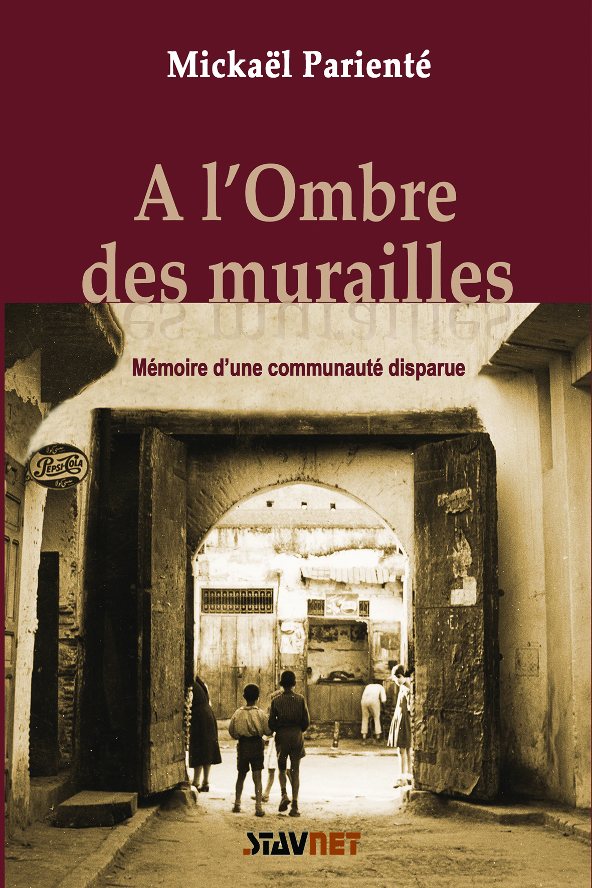 A l'ombre des Murailles - Français