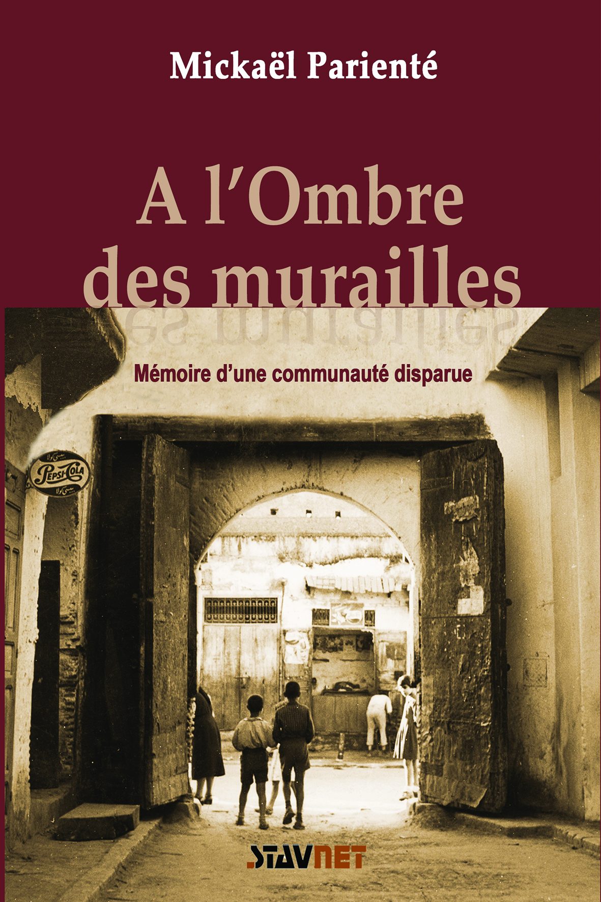 A l'ombre des Murailles - Français